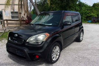 Used 2013 Kia Soul + image 1
