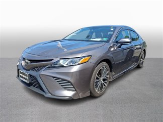 Used 2020 Toyota Camry SE w/ Convenience Package image 1