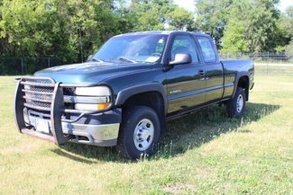Used 2002 Chevrolet Silverado 2500 4x4 Extended Cab image 1