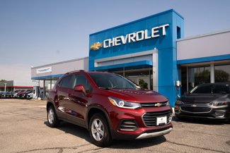 Certified 2022 Chevrolet Trax LT w/ Driver Confidence Package image 1