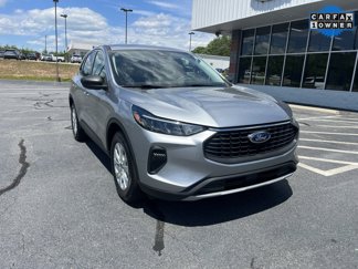 Used 2024 Ford Escape Active image 1