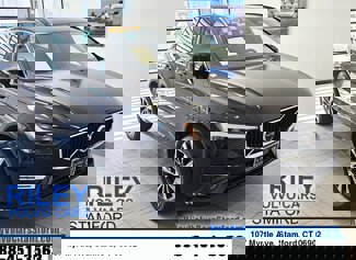 Certified 2023 Volvo XC60 B5 Core image 1