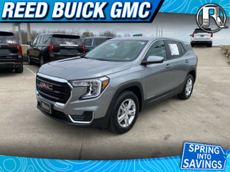 Used 2024 GMC Terrain SLE image 1