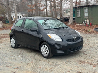 Used 2009 Toyota Yaris 2-Door Hatchback image 1