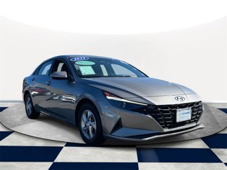 Certified 2023 Hyundai Elantra SE w/ Preferred Accessory Package image 1