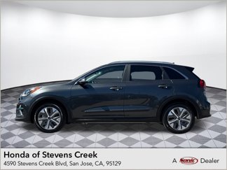 Used 2022 Kia Niro EX image 1