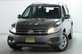 Used 2017 Volkswagen Tiguan S image 1