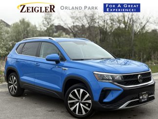 Used 2022 Volkswagen Taos SE image 1