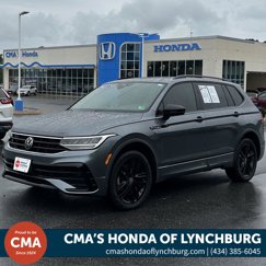Used 2022 Volkswagen Tiguan SE R-Line image 1