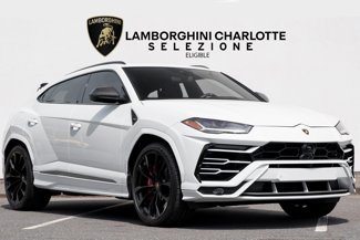 Used 2022 Lamborghini Urus image 1