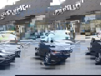 New 2025 Hyundai Elantra Limited video 1