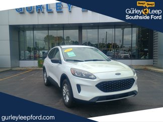 Certified 2022 Ford Escape SE w/ Cold Weather Package image 1