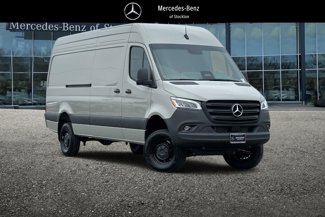 New 2025 Mercedes-Benz Sprinter 2500 image 1