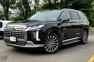 Used 2023 Hyundai Palisade Calligraphy w/ Winter Package image 1
