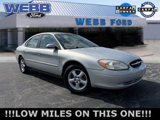 Used 2001 Ford Taurus SE image 1