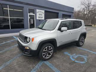 Used 2016 Jeep Renegade Latitude w/ Popular Equipment Group image 1
