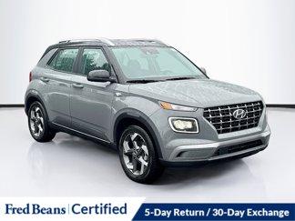 Certified 2022 Hyundai Venue Limited image 1