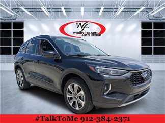 Used 2023 Ford Escape Platinum video 1