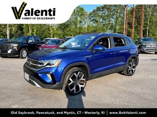 Used 2022 Volkswagen Taos SEL image 1