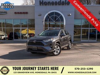 Used 2020 Toyota RAV4 XLE image 1