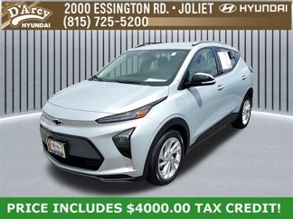 Used 2022 Chevrolet Bolt EUV LT w/ Comfort Package image 1
