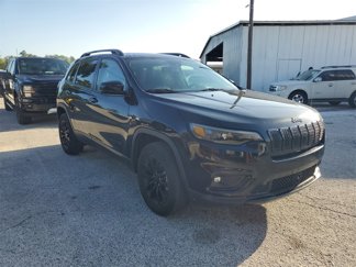 Used 2023 Jeep Cherokee Altitude Lux image 1