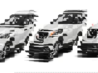 Used 2018 Nissan Kicks SV image 1
