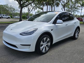 Used 2021 Tesla Model Y Long Range image 1