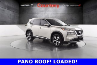Used 2021 Nissan Rogue SL image 1