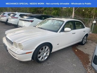 Used 2006 Jaguar XJ8 image 1