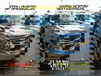 Used 2018 Chevrolet Suburban LT image 1