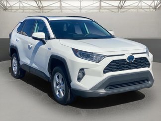 Used 2021 Toyota RAV4 XLE image 1