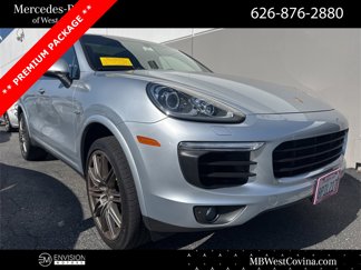 Used 2017 Porsche Cayenne S image 1