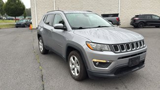 Used 2019 Jeep Compass Latitude w/ Cold Weather Group image 1