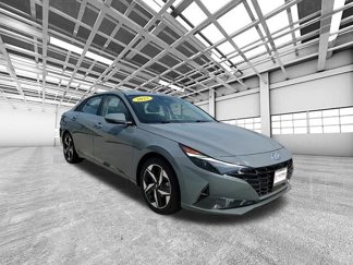 Used 2022 Hyundai Elantra Limited image 1