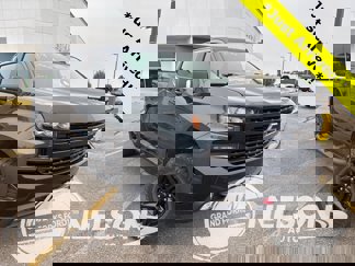 Used 2019 Chevrolet Silverado 1500 LT Trail Boss video 1