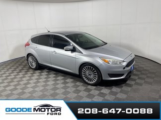 Used 2017 Ford Focus SE image 1