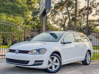 Used 2015 Volkswagen Golf TDI S image 1
