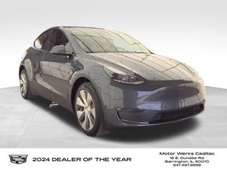 Used 2023 Tesla Model Y Long Range image 1