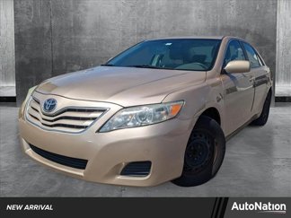 Used 2010 Toyota Camry image 1