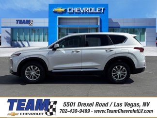 Used 2020 Hyundai Santa Fe SE image 1