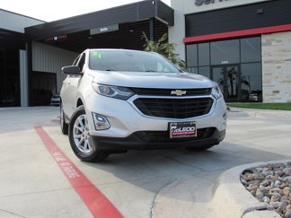 Used 2021 Chevrolet Equinox LS image 1
