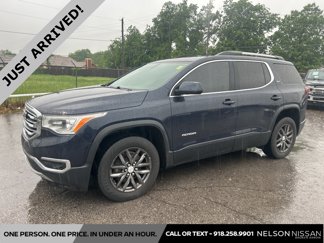 Used 2017 GMC Acadia SLT image 1