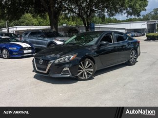 Used 2020 Nissan Altima 2.5 SR image 1
