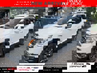 Used 2017 GMC Acadia SLT image 1