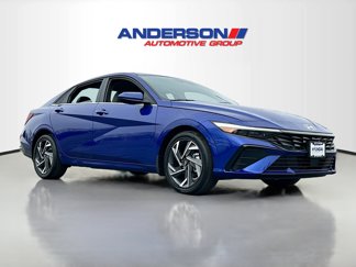 New 2025 Hyundai Elantra SEL image 1