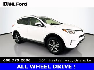Used 2018 Toyota RAV4 XLE image 1