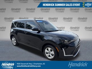 Used 2025 Kia Soul LX w/ LX Technology Package image 1