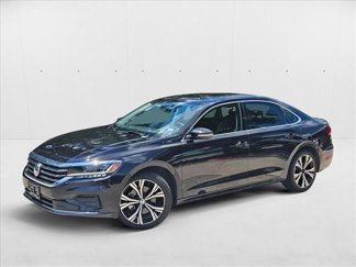 Used 2022 Volkswagen Passat 2.0T SE image 1