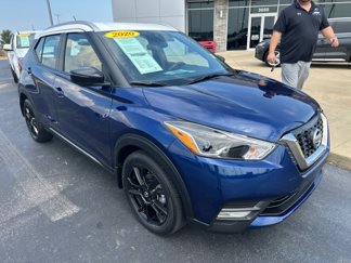 Used 2020 Nissan Kicks SR image 1